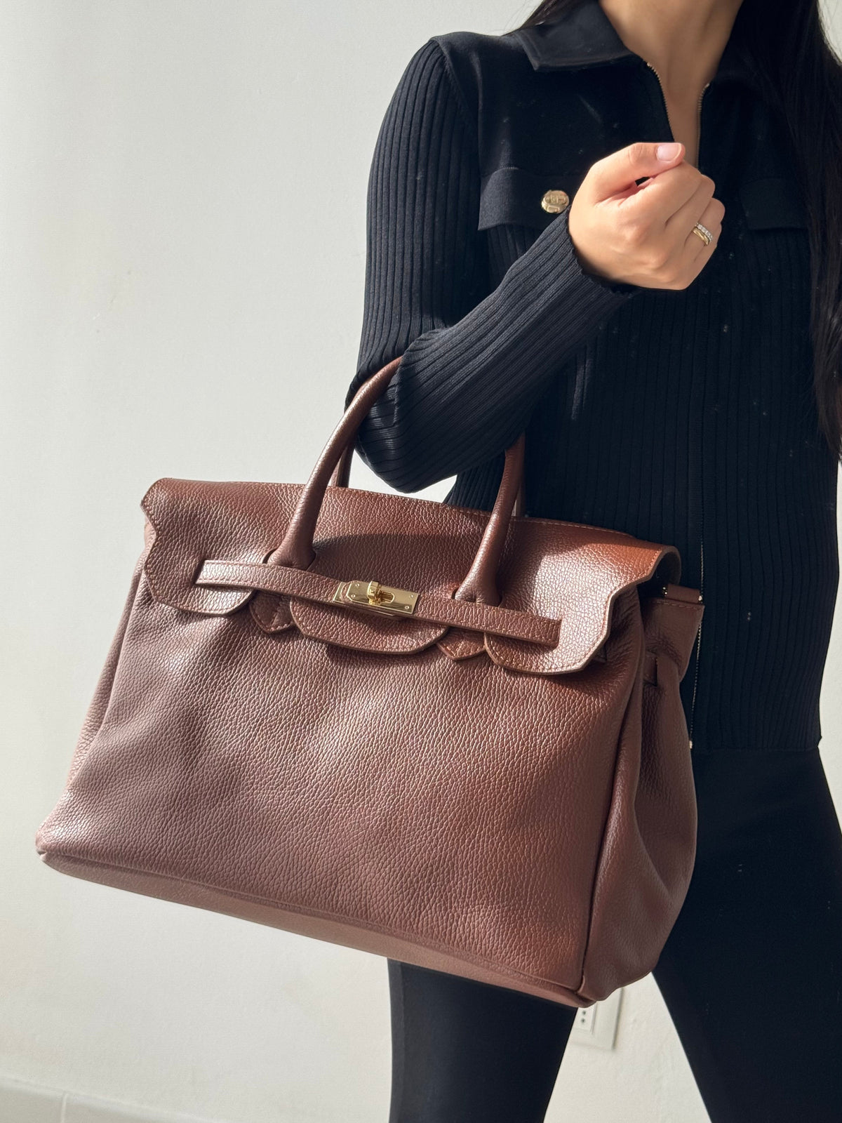 Borsa con chiusura dorata