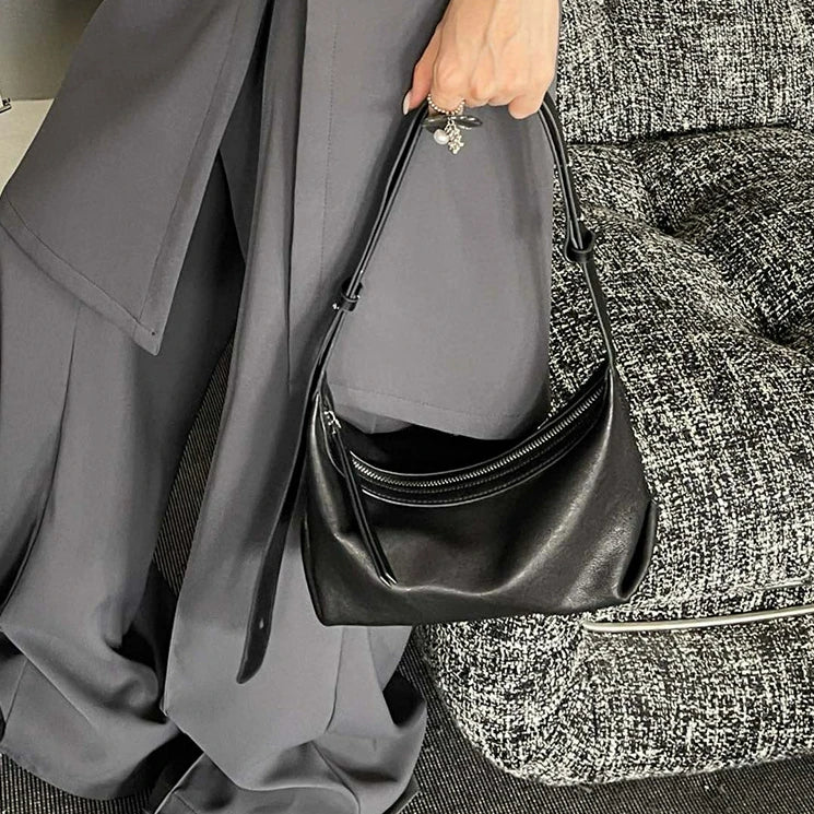 Borsa a spalla asimmetrica