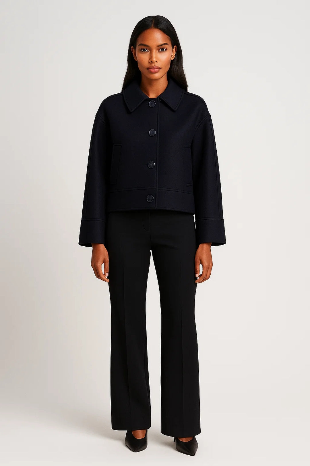 Elegante Korte Jas met Knopen en Minimalistische Kraag