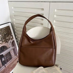 Borsa a spalla con tasca frontale