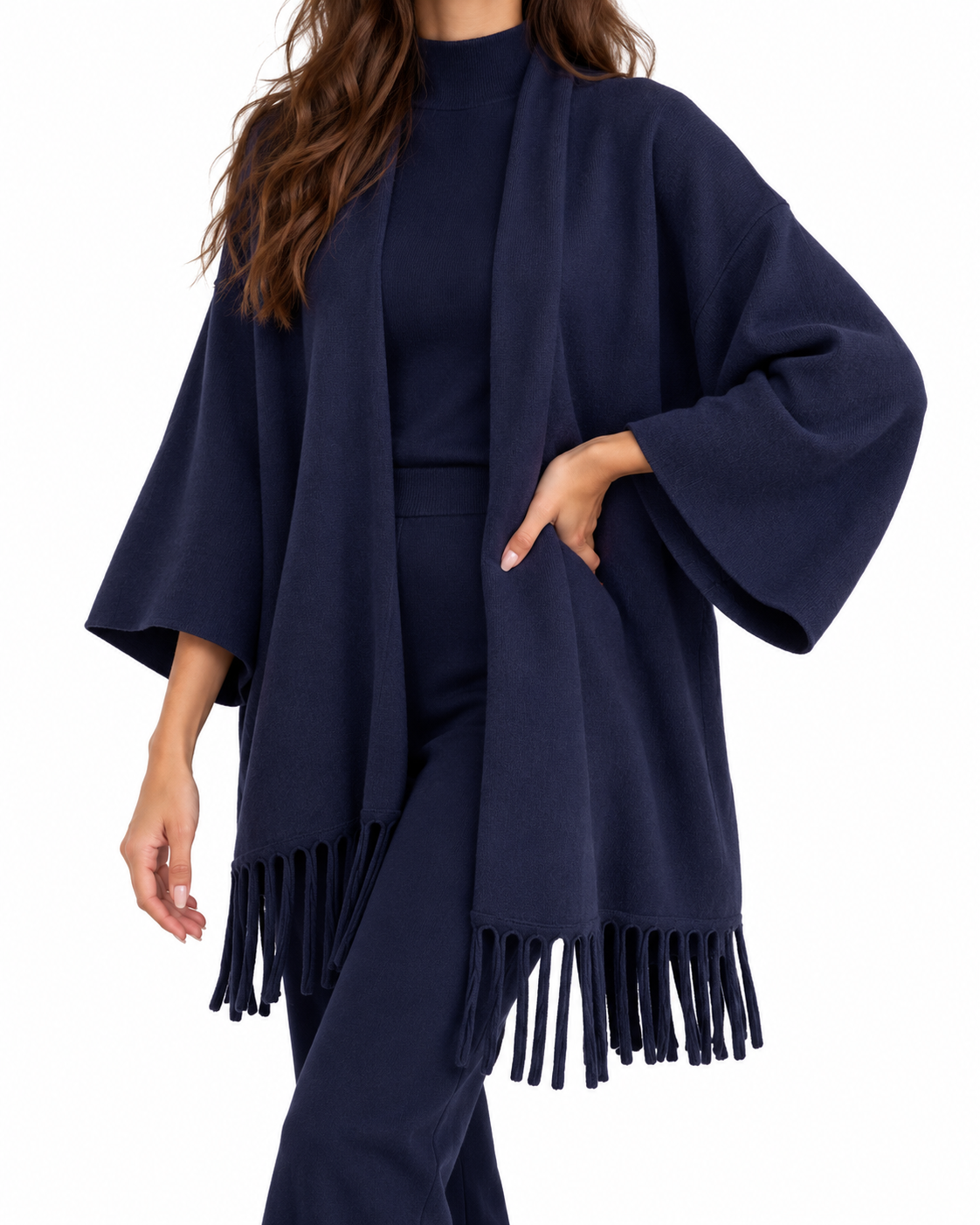 Cardigan Valeria con frange color Blu navy su sfondo bianco
